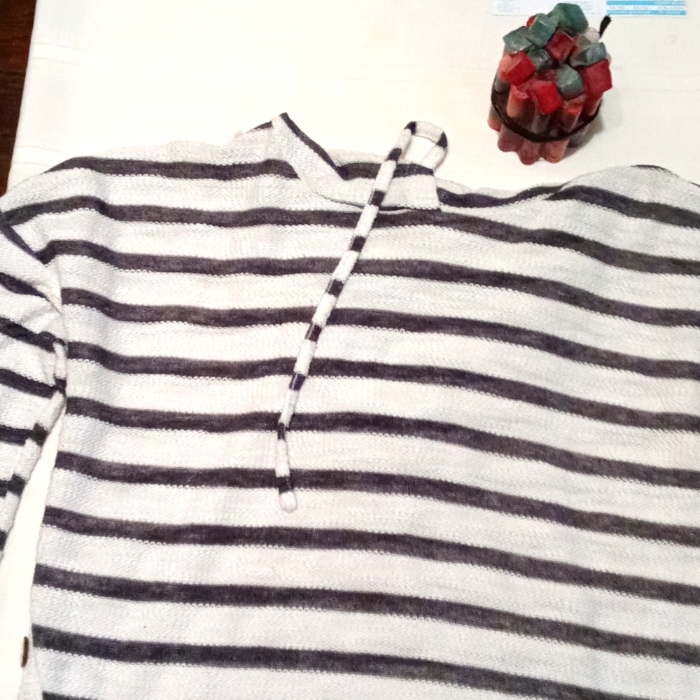 Thin striped Hoodie